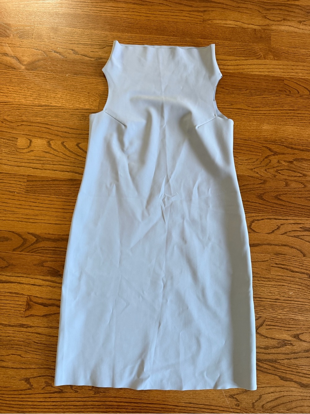 M2057 Maria Pinto Light Lavender Sleeveless Sheath Dress Mock Neck M